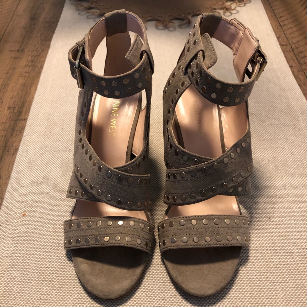Nine West suade heels
